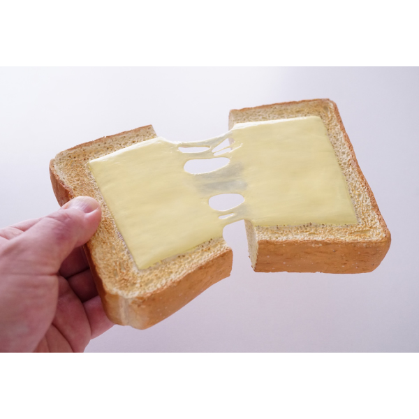 のび〜るチーズトースト